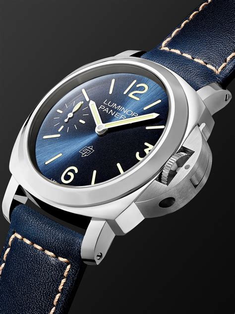 panerai luminous paint.